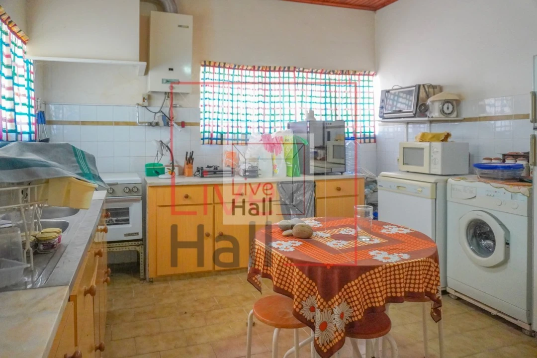 Quinta T3 para Venda em Santo Estêvão Foto 5