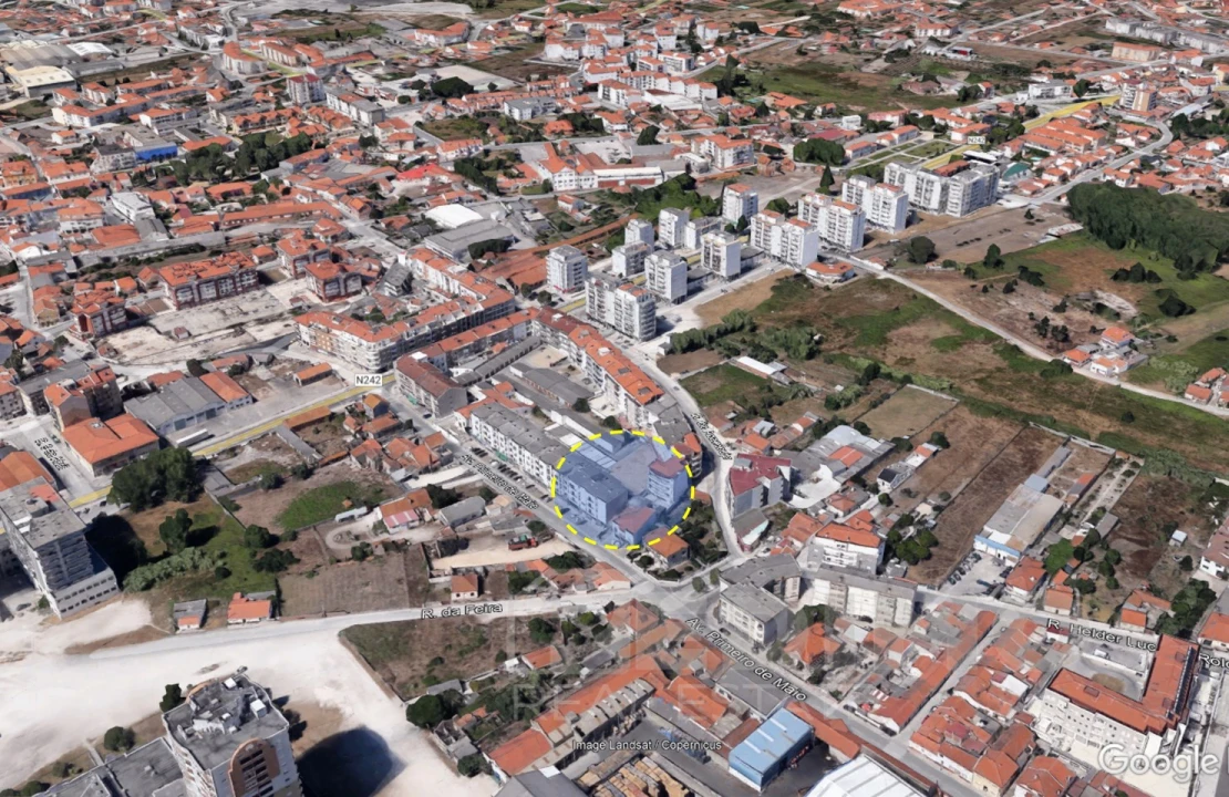 Loja para Arrendamento em Marinha Grande Foto 3