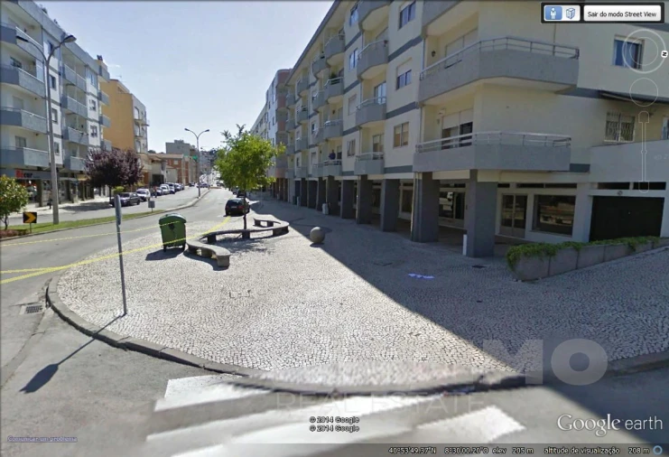 Loja para Arrendamento em São João da Madeira Foto 1