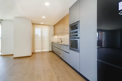 Apartamento T3 para Venda em Vialonga