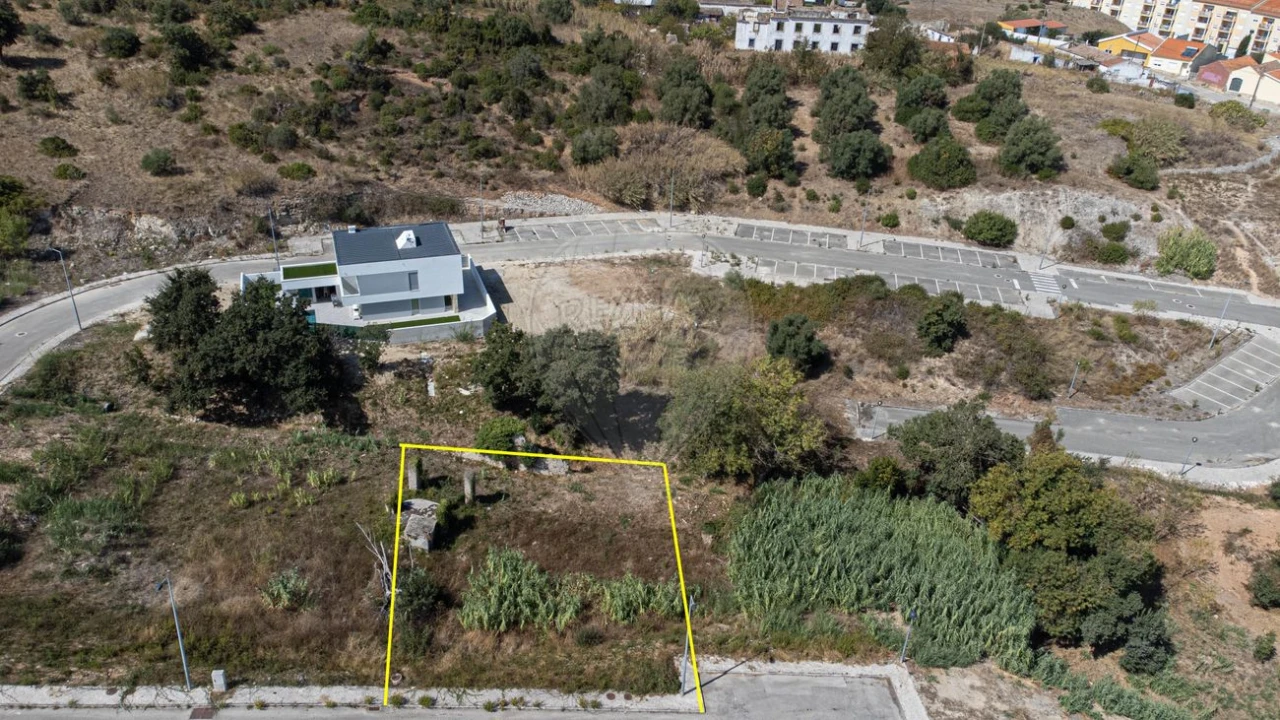 Terreno para Venda em Alenquer (Santo Estêvão e Triana) Foto 9