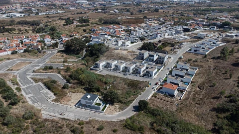 Terreno para Venda em Alenquer (Santo Estêvão e Triana)