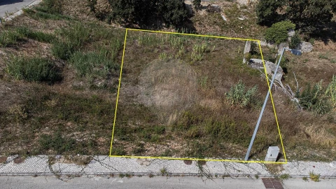 Terreno para Venda em Alenquer (Santo Estêvão e Triana)