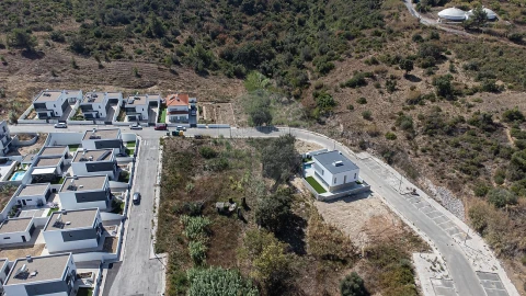 Terreno para Venda em Alenquer (Santo Estêvão e Triana)