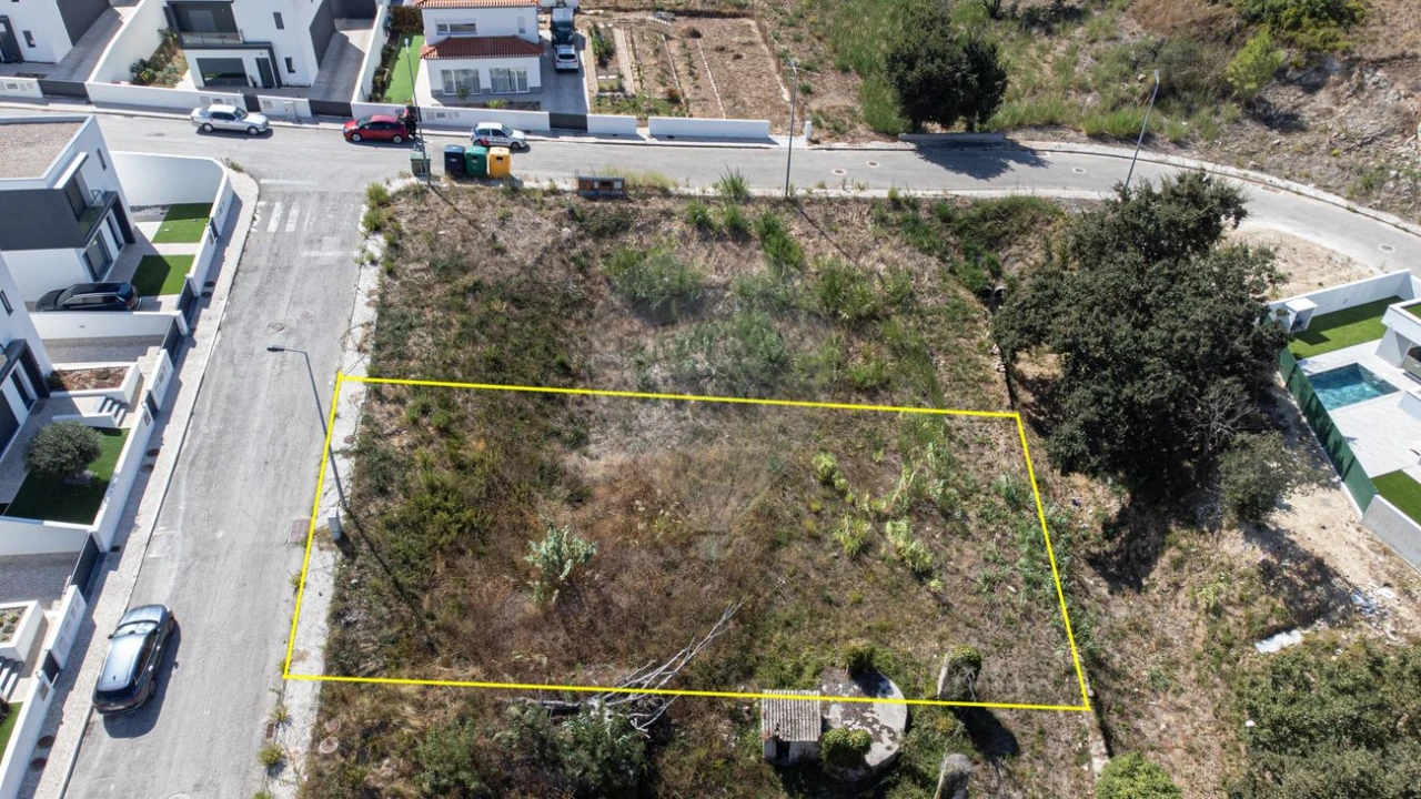 Terreno para Venda em Alenquer (Santo Estêvão e Triana) Foto 2