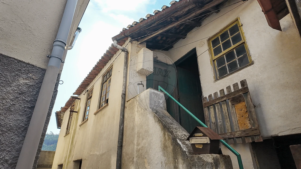 Moradia T3 para Venda em Ceira Foto 20