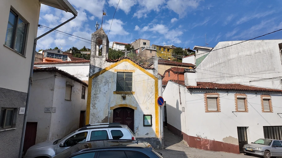 Moradia T3 para Venda em Ceira Foto 22