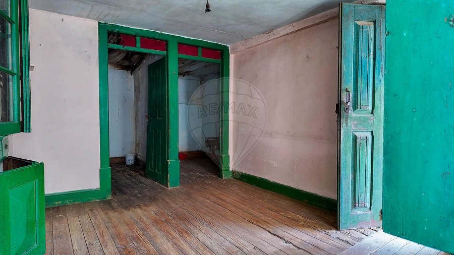 Moradia T3 para Venda em Ceira Foto 5