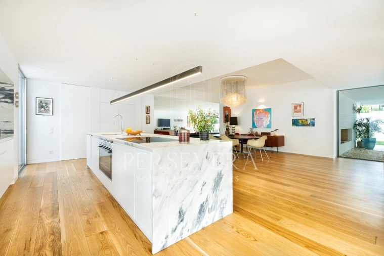 Moradia T4 para Venda em Cascais e Estoril Foto 10