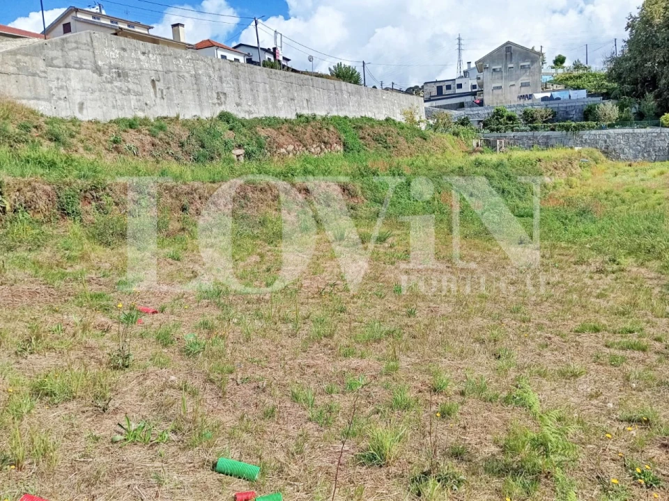 Terreno para Venda em Friande Foto 2