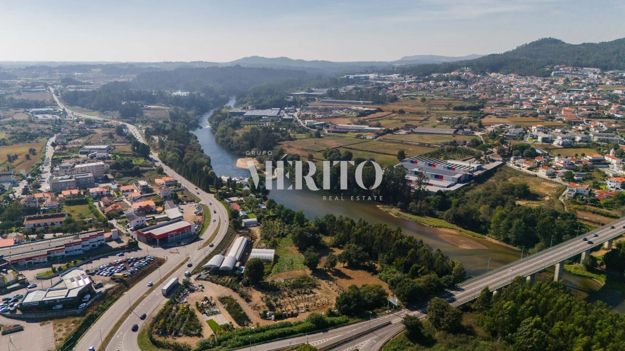 Apartamento T4 para Venda em Barcelinhos Foto 49