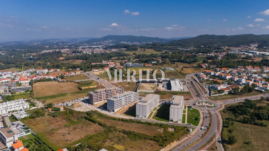 Apartamento T4 para Venda em Barcelinhos Foto 48