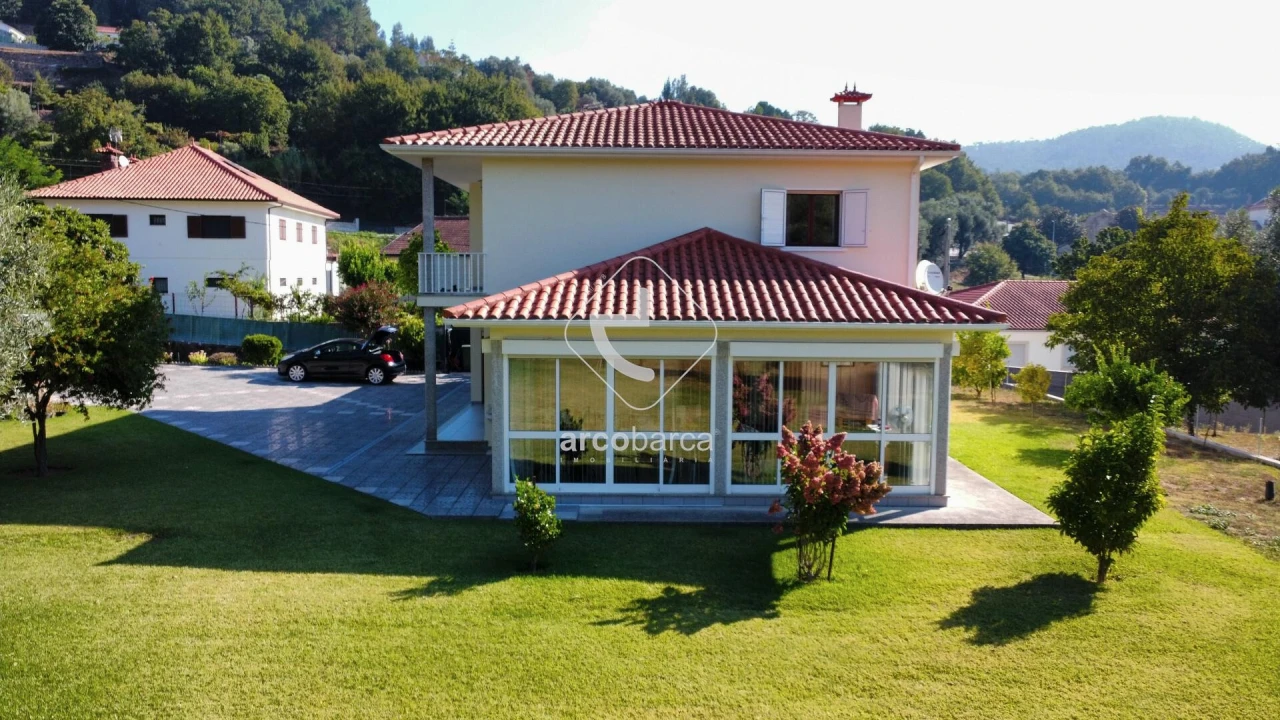 Moradia T3 para Venda em Gondoriz Foto 2