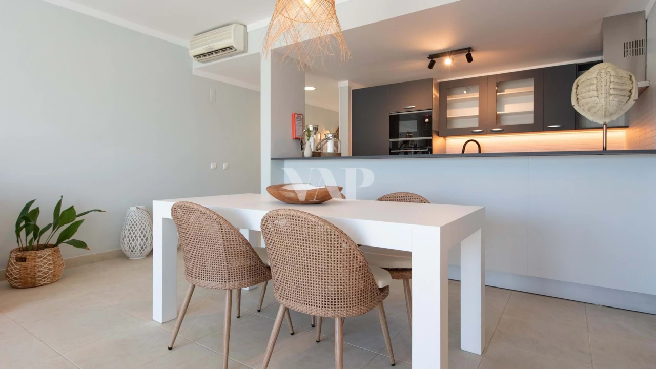 Apartamento T1 para Venda em Portimão Foto 14