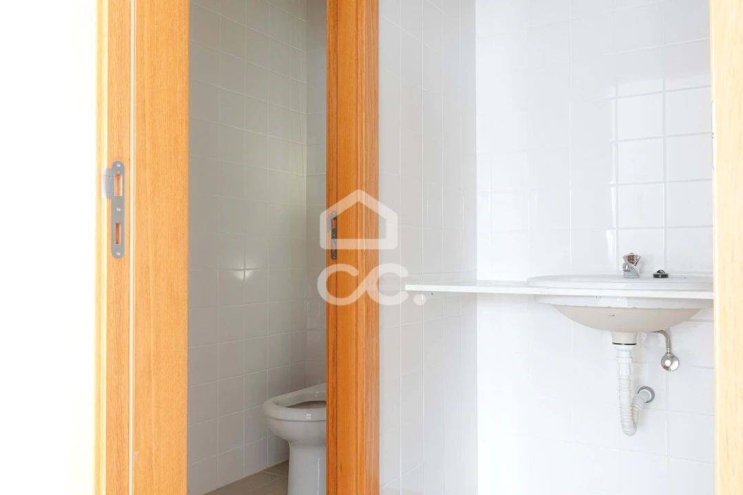 Escritório para Venda em Abrantes (São Vicente e São João) e Alferrarede Foto 7