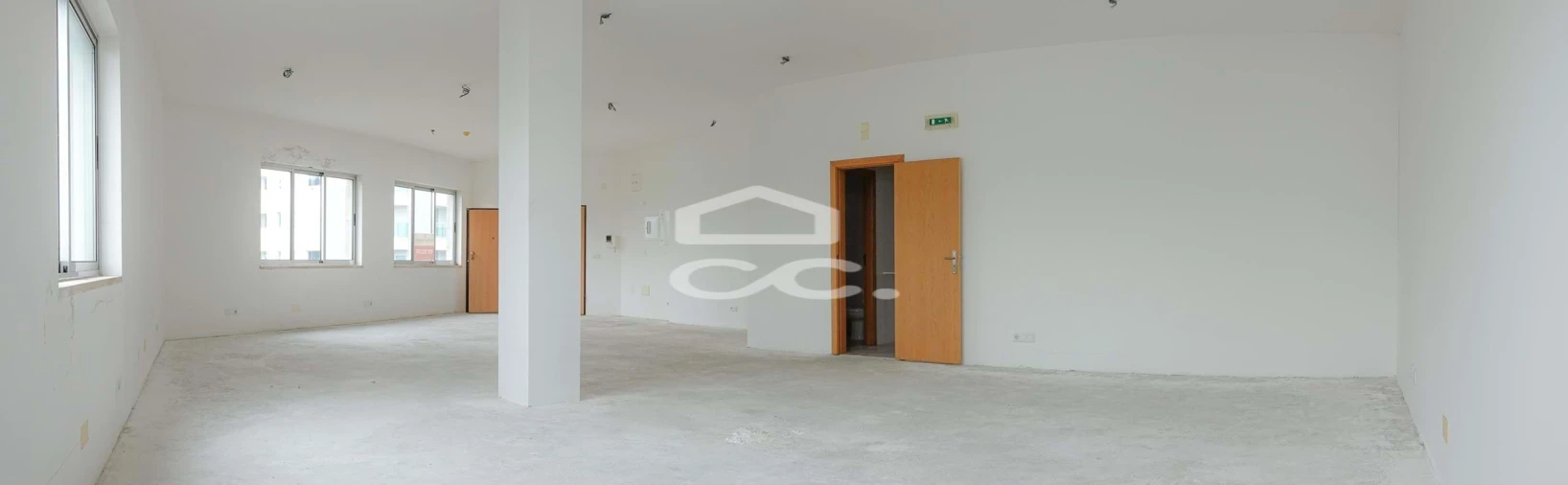 Escritório para Venda em Abrantes (São Vicente e São João) e Alferrarede Foto 9