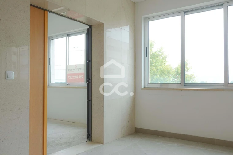 Escritório para Venda em Abrantes (São Vicente e São João) e Alferrarede Foto 3