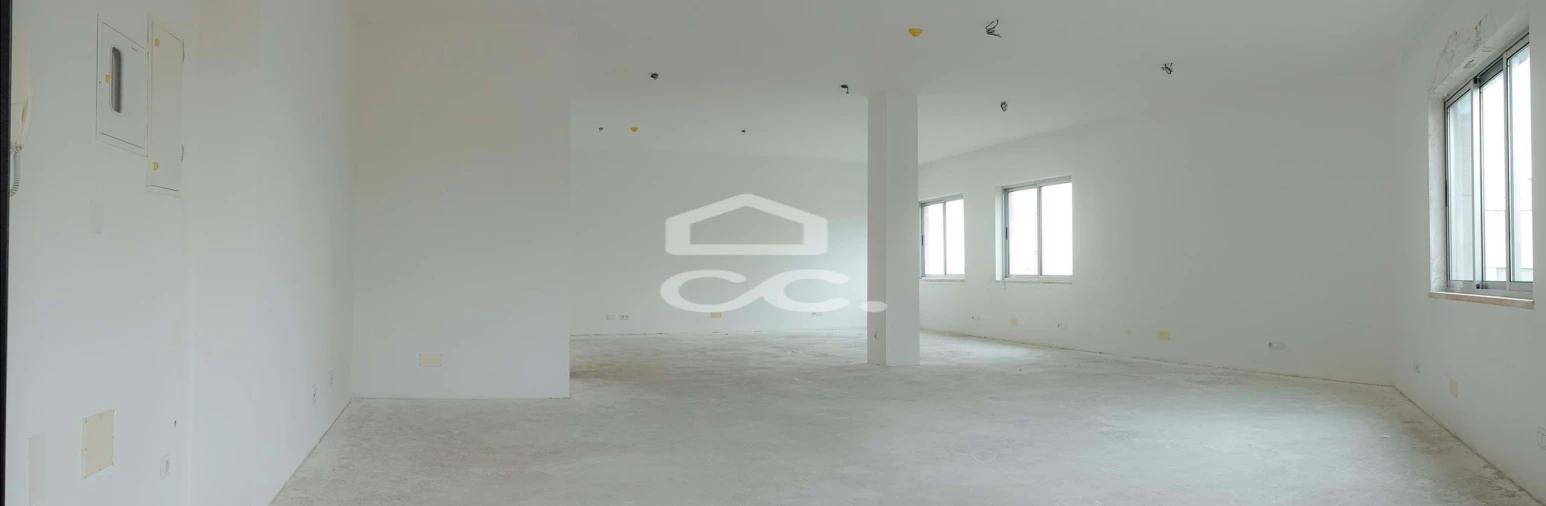 Escritório para Venda em Abrantes (São Vicente e São João) e Alferrarede Foto 5