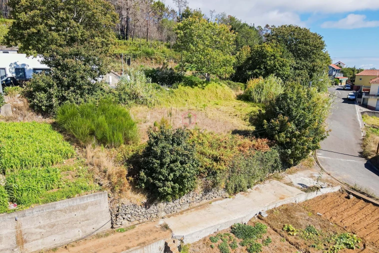 Moradia T3 para Venda em Fajã da Ovelha Foto 13