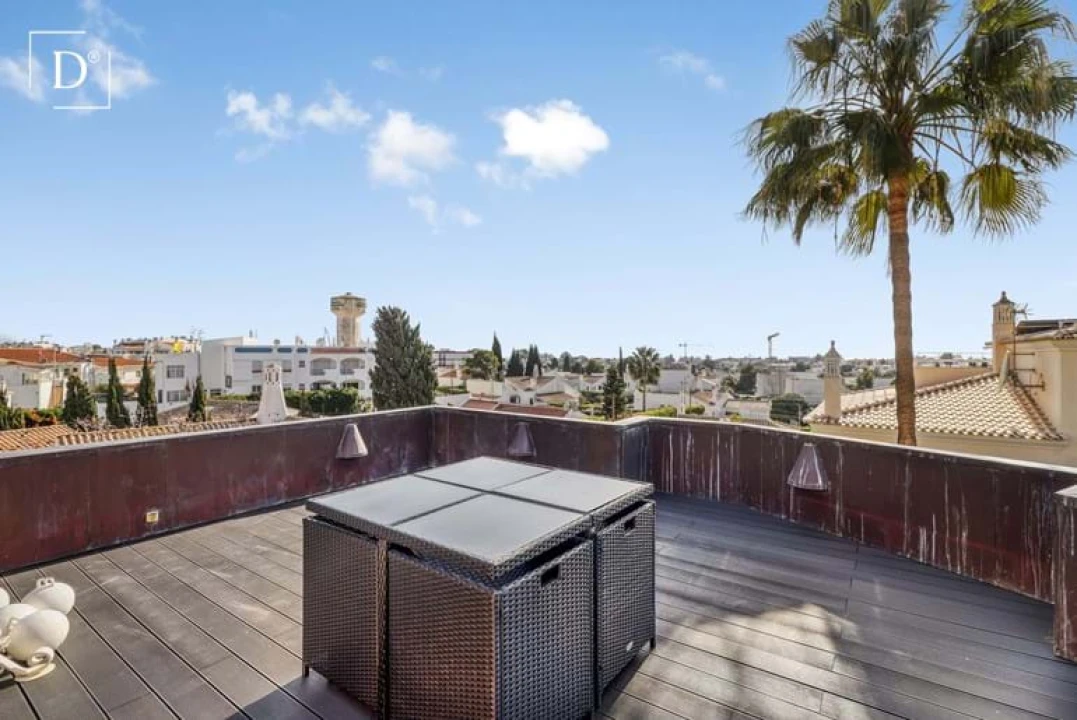 Moradia T8 para Venda em Albufeira e Olhos de Água Foto 20