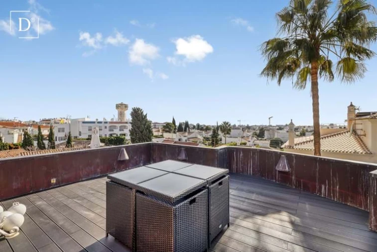 Moradia T8 para Venda em Albufeira e Olhos de Água Foto 20