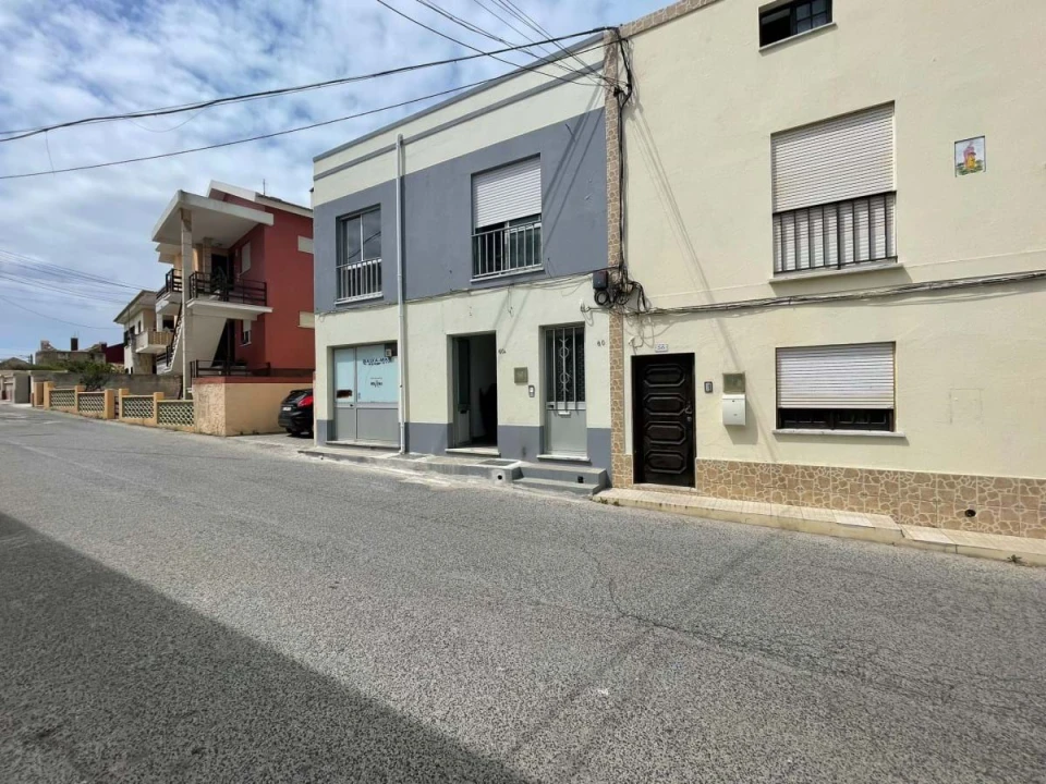 Prédio para Venda em Peniche Foto 1