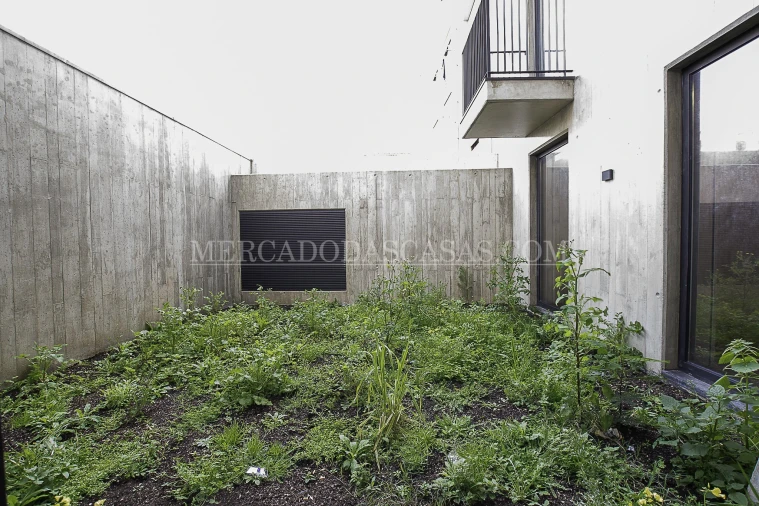 Apartamento T2 para Venda em Espinho Foto 14