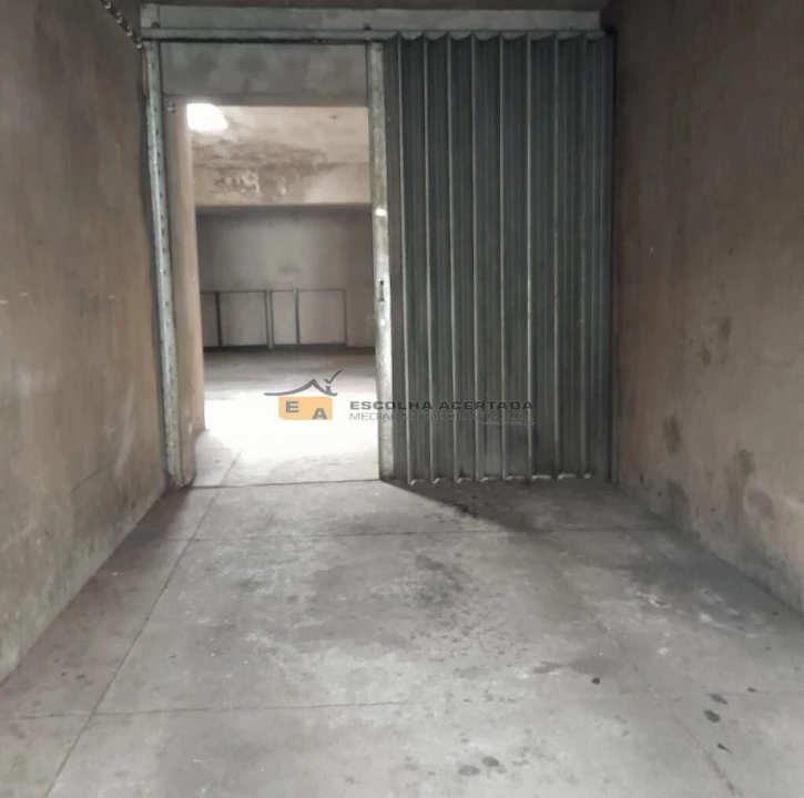 Armazém para Venda em Rio Tinto Foto 24