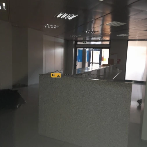 Armazém para Venda em Rio Tinto Foto 19