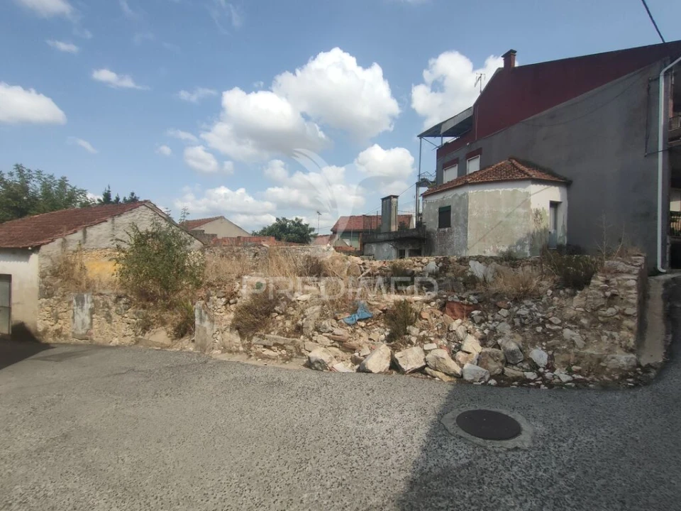 Quinta para Venda em Amiais de Baixo Foto 1