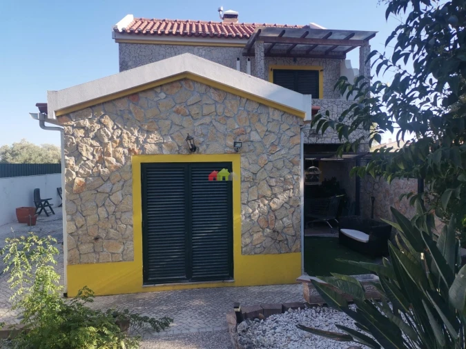 Moradia T4 para Venda em Gambia-Pontes-Alto da Guerra Foto 36