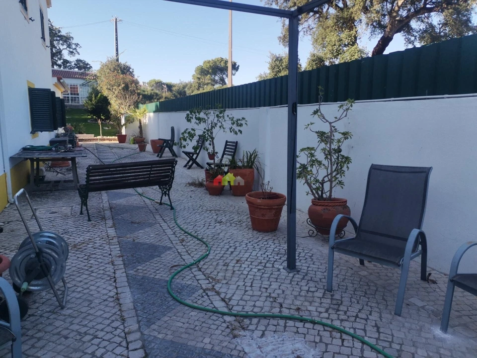 Moradia T4 para Venda em Gambia-Pontes-Alto da Guerra Foto 19