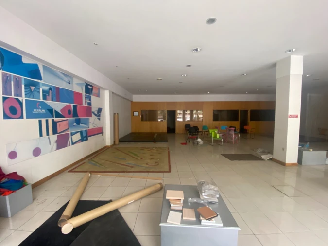 Armazém para Arrendamento em Urgezes Foto 9