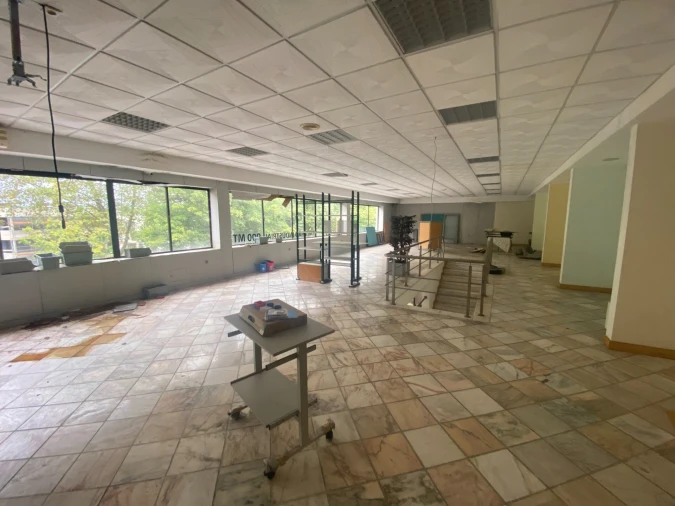 Armazém para Arrendamento em Urgezes Foto 17