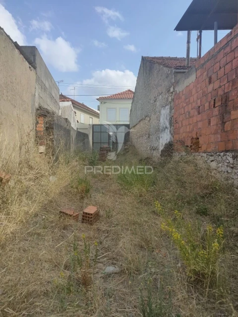 Terreno para Venda em Amiais de Baixo