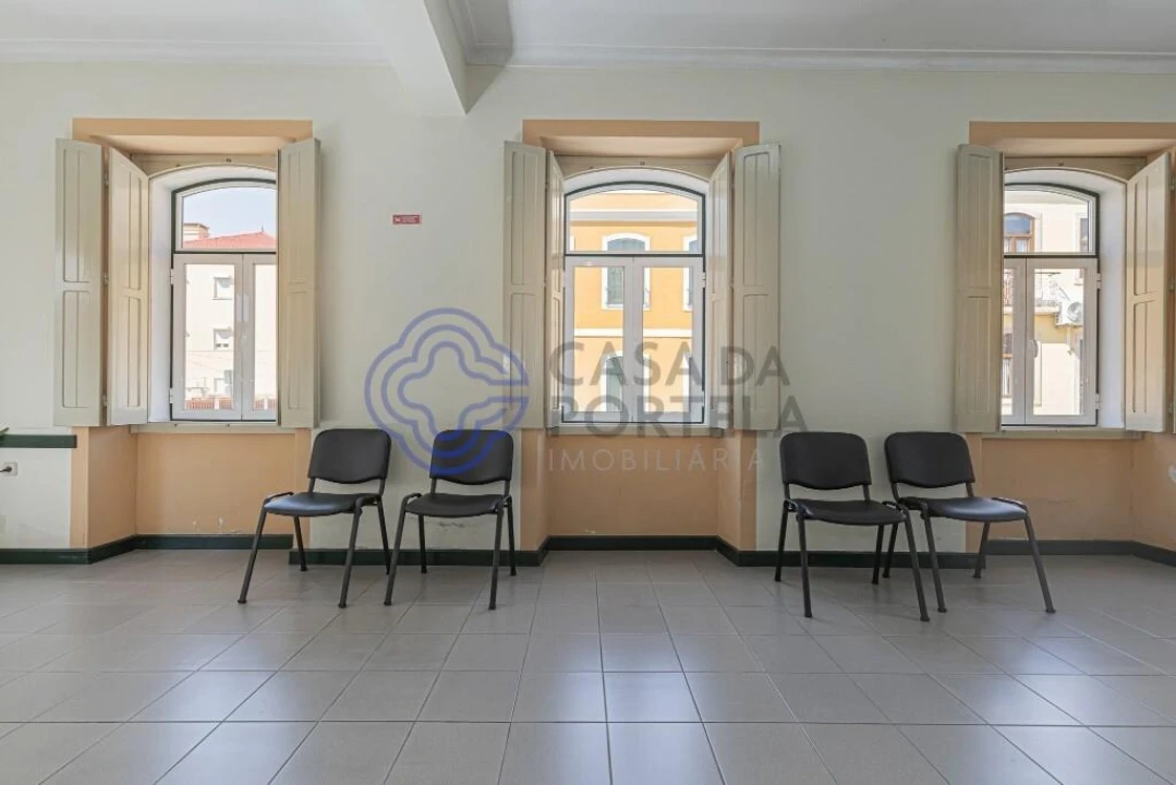 Prédio para Venda em União das Freguesias de Setúbal Foto 18