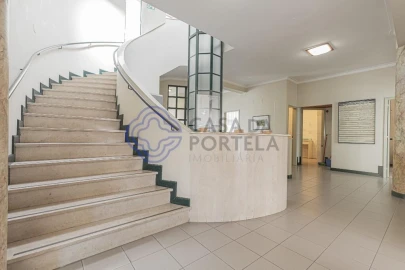 Prédio para Venda em União das Freguesias de Setúbal