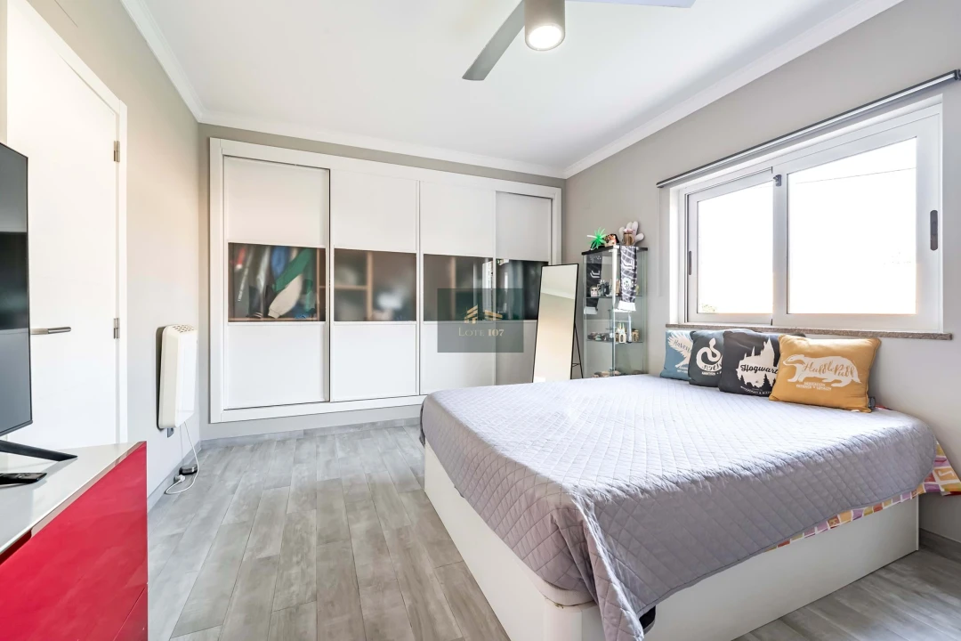 Moradia T6 para Venda em Pinhal Novo Foto 40