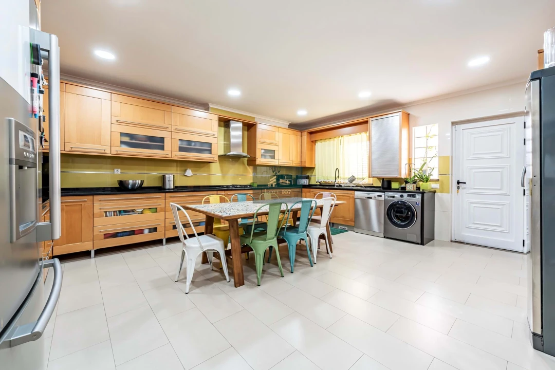 Moradia T6 para Venda em Pinhal Novo Foto 15