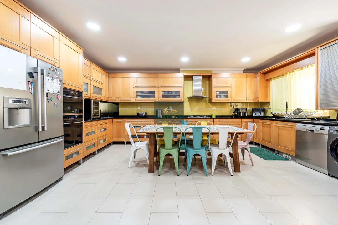 Moradia T6 para Venda em Pinhal Novo Foto 16