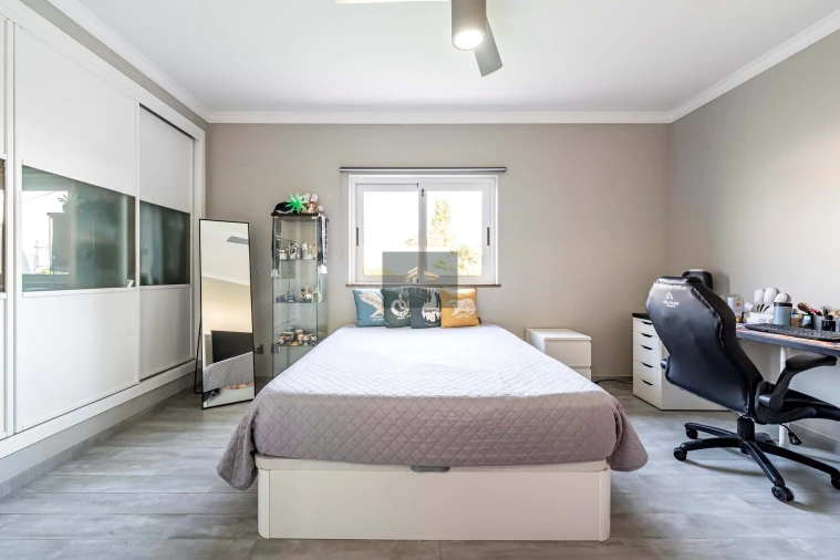 Moradia T6 para Venda em Pinhal Novo Foto 38