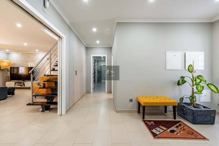 Moradia T6 para Venda em Pinhal Novo Foto 8