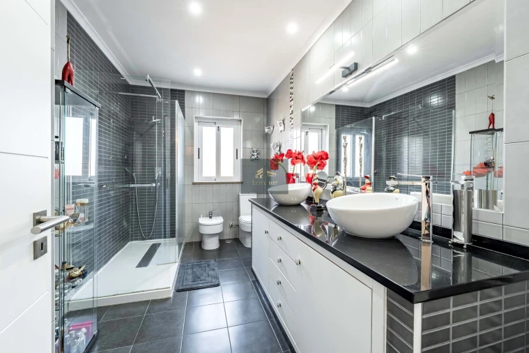 Moradia T6 para Venda em Pinhal Novo Foto 26