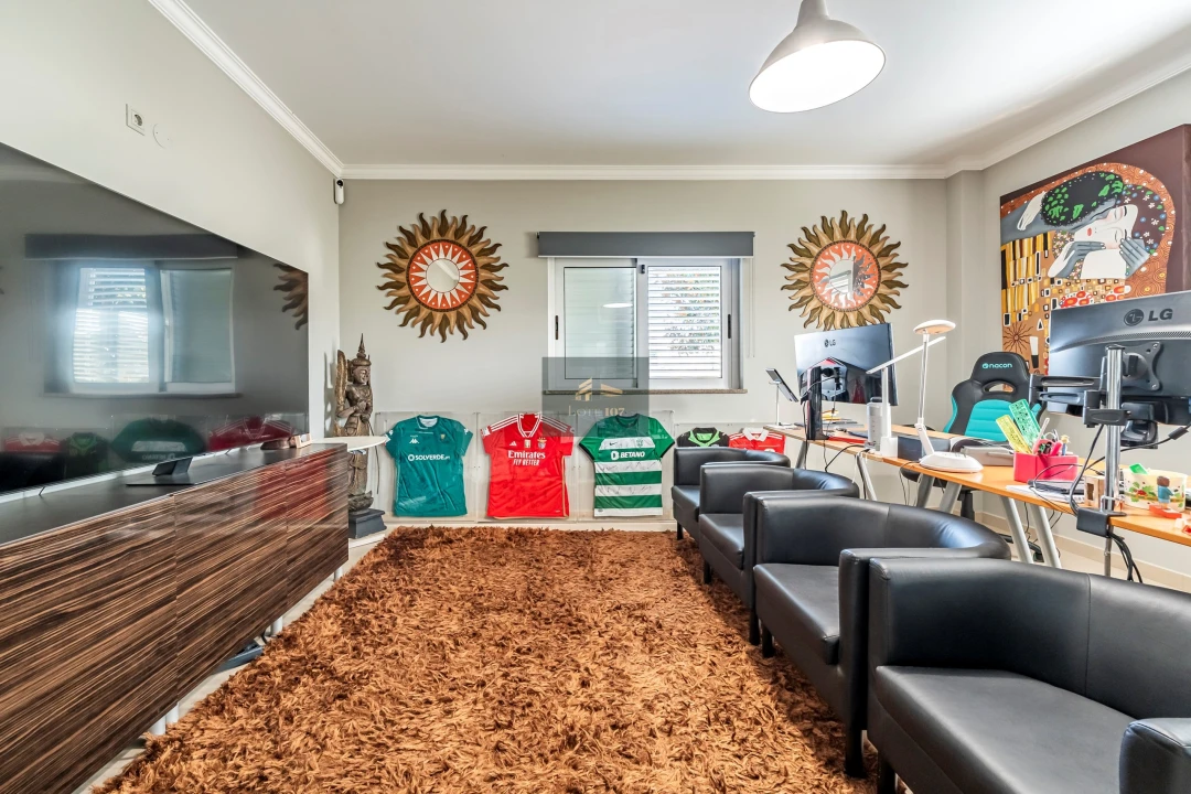 Moradia T6 para Venda em Pinhal Novo Foto 36