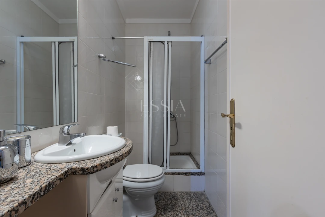 Moradia T4 para Venda em Matosinhos e Leça da Palmeira Foto 14