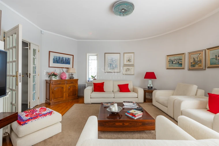 Moradia T4 para Venda em Matosinhos e Leça da Palmeira Foto 4