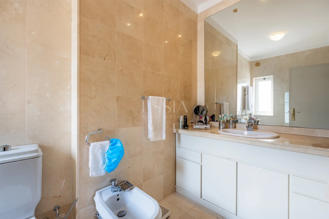 Moradia T4 para Venda em Matosinhos e Leça da Palmeira Foto 16