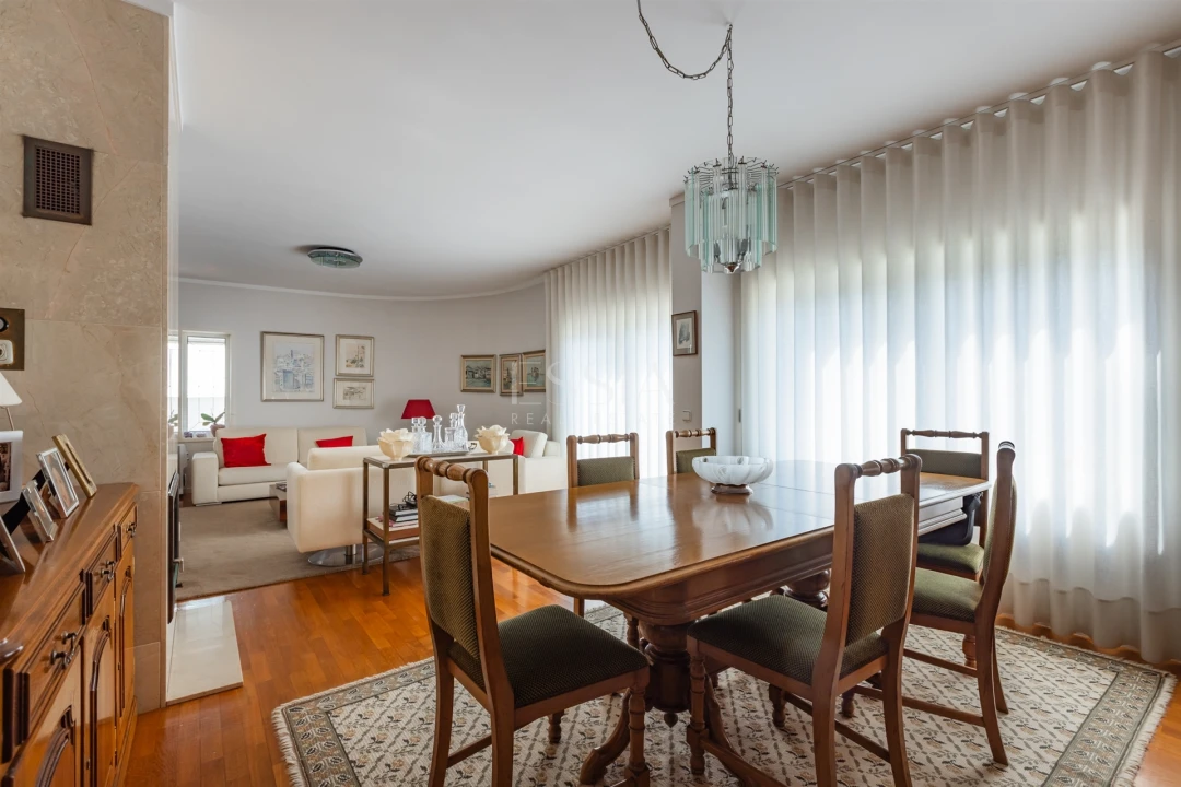 Moradia T4 para Venda em Matosinhos e Leça da Palmeira Foto 6