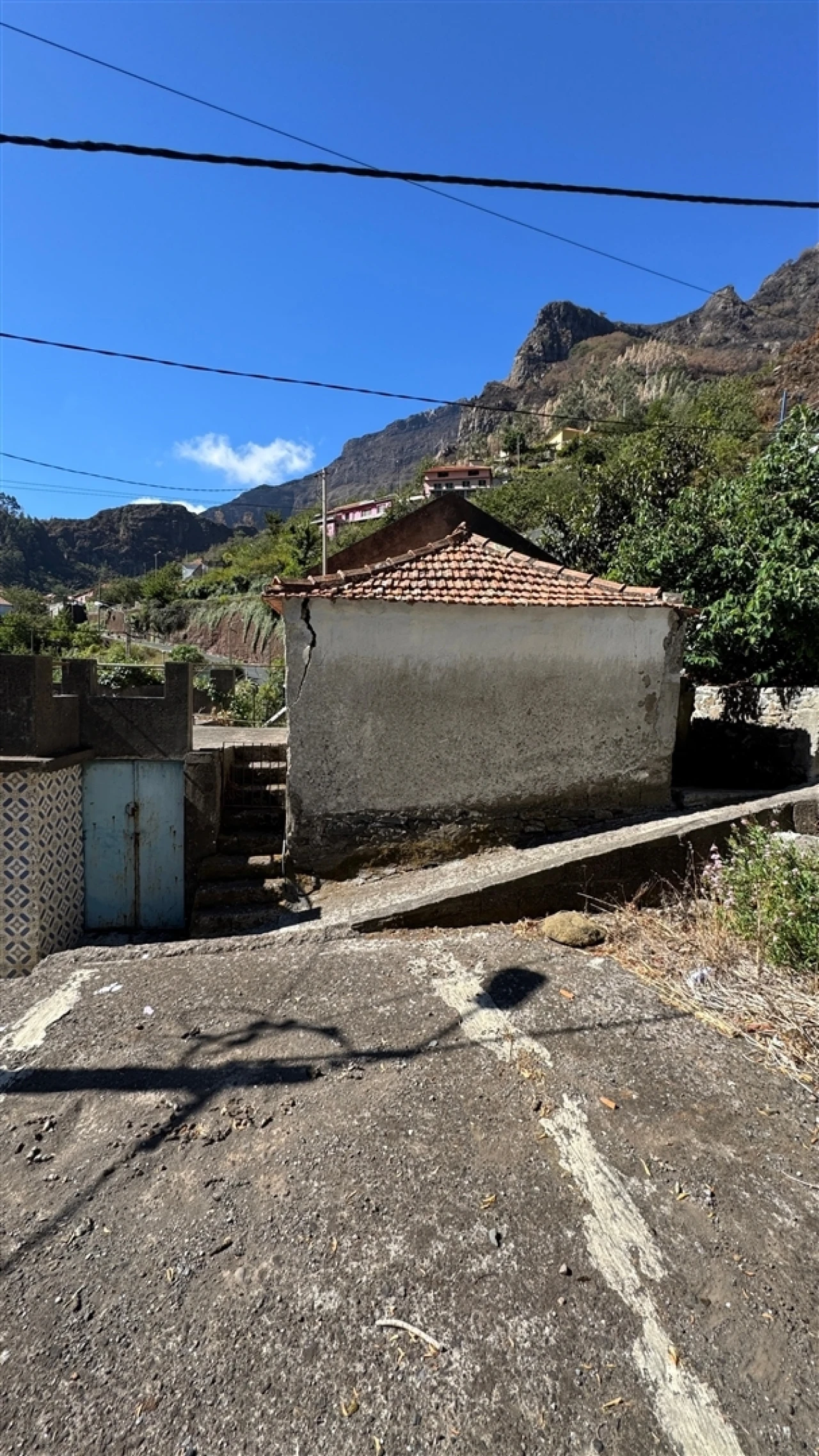 Moradia T0 para Venda em Curral das Freiras Foto 13