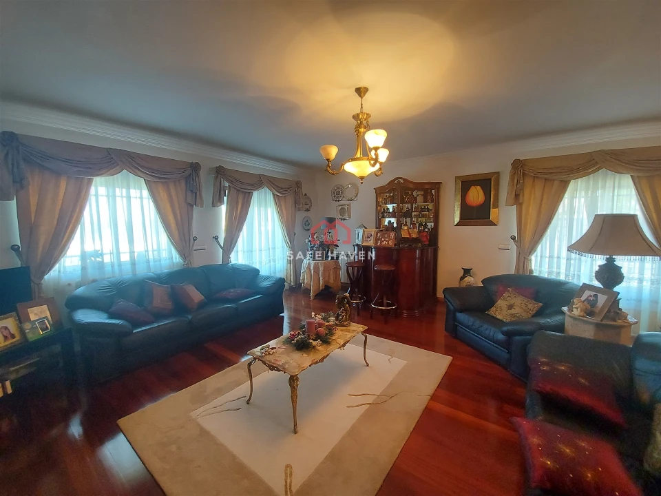 Moradia T4 para Venda em Fornos de Maceira Dão Foto 10